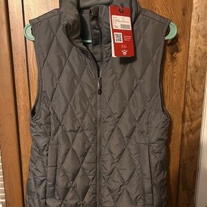 NWT Moosejaw Quilted Vest